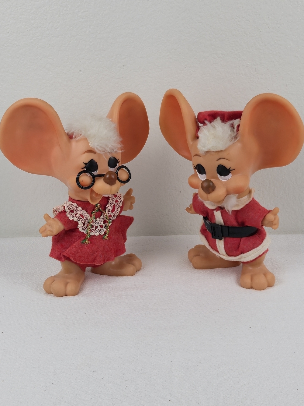 Vintage 1970 Roy Des of Florida Mr & Mrs Claus Christmas Mouse Dolls Set
